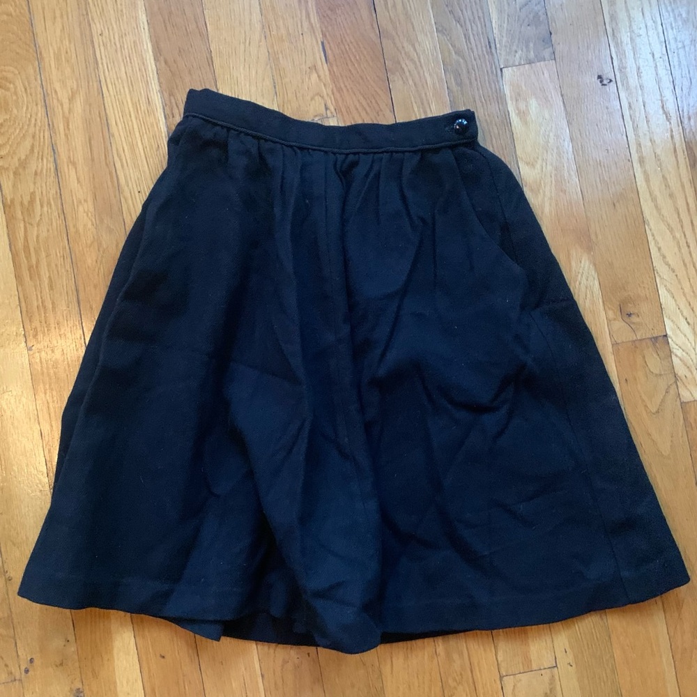 Classic Vintage 100% Pure Wool Skirt XS